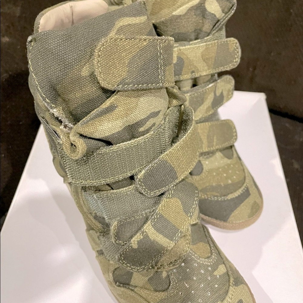 Steve Madden Hilight Camouflage shoes